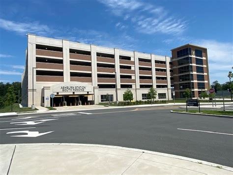 parking cine lys|Metrorail Parking Garages in Loudoun County